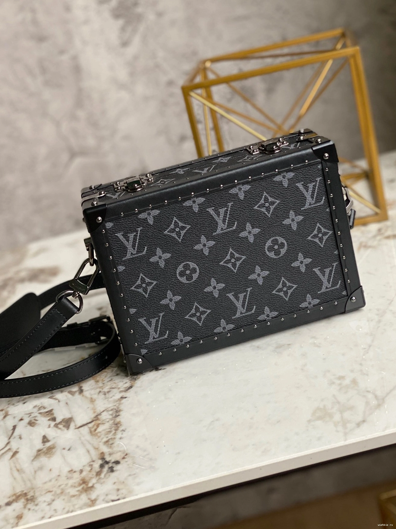 WIS CHANELUTCH VUITTON BOX LOUIS 0816